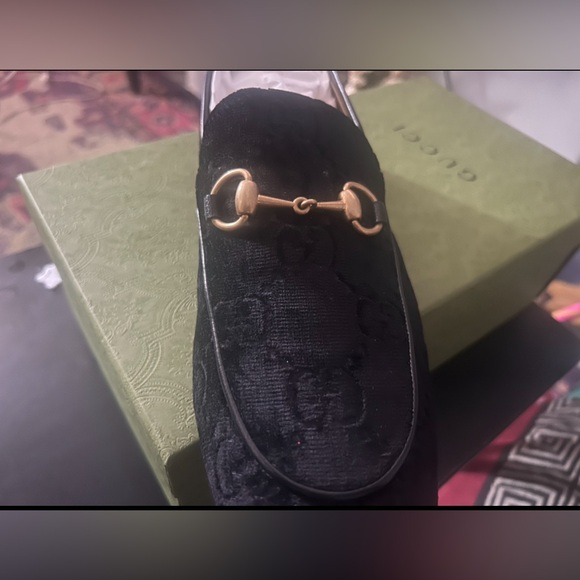 Gucci Men’s Shoes - Picture 2 of 3